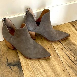 Steve Madden cedar bootie